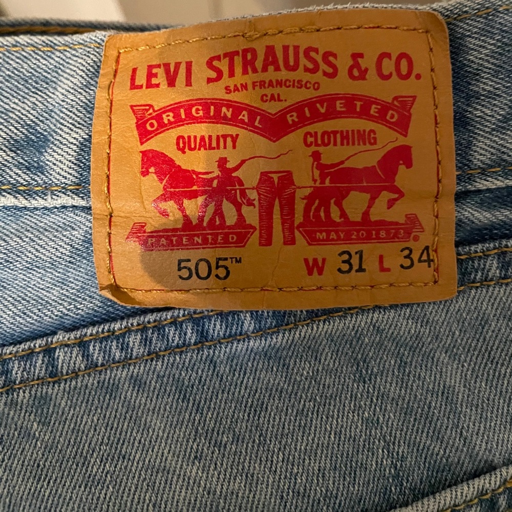 Levi's
